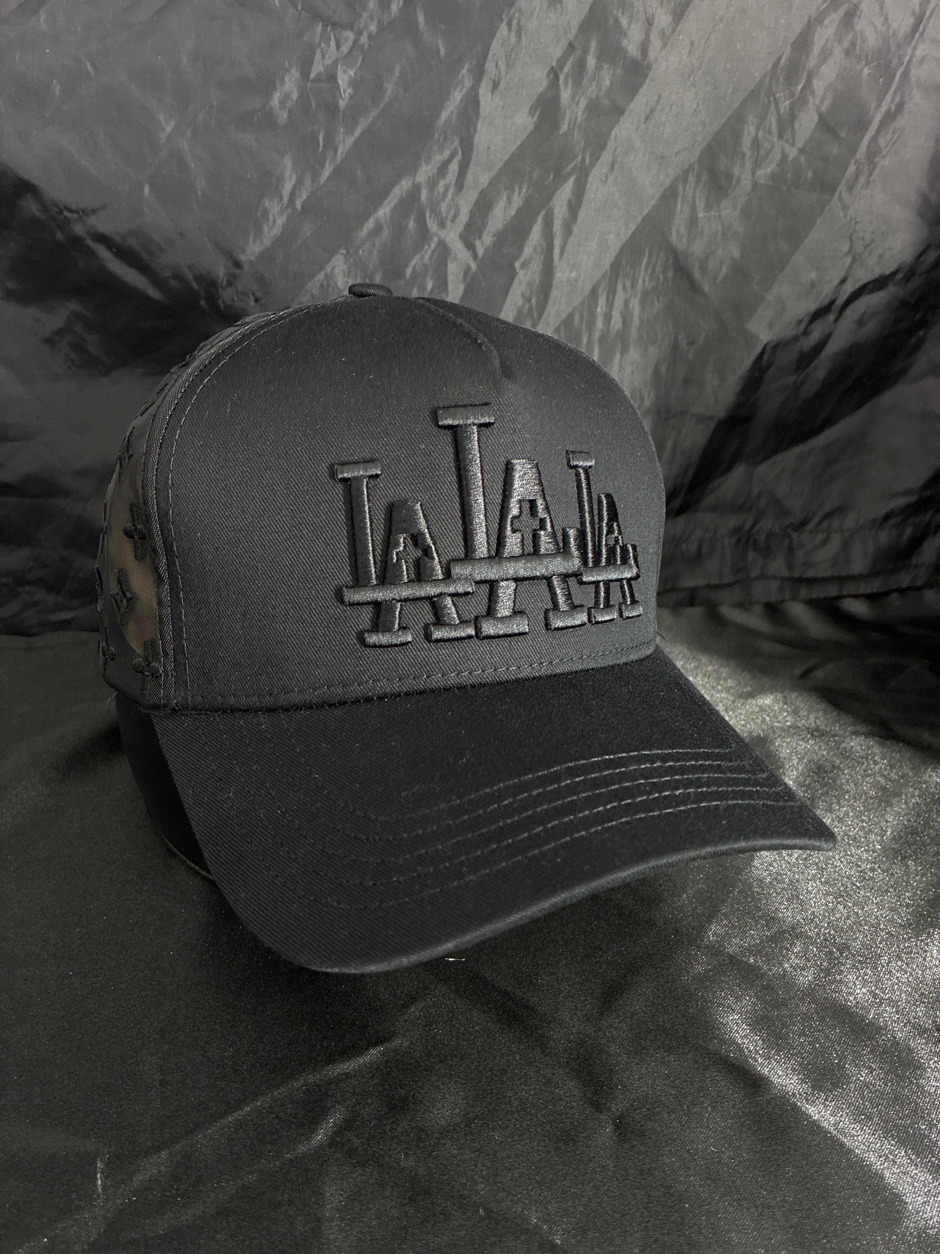 LALALA Triple Black" de la marca Rude Awakenings.