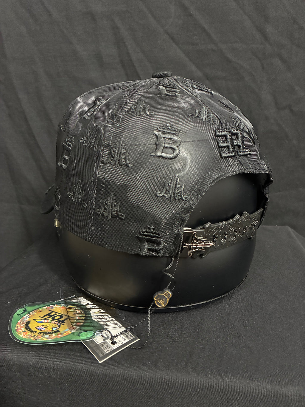 gorra 31 Hats x Benavidez "And Still"
