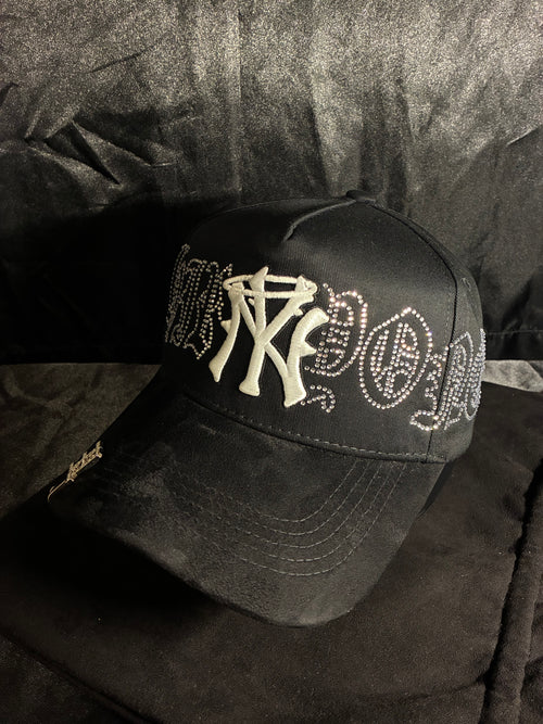 31 Hats "New York Crystal"