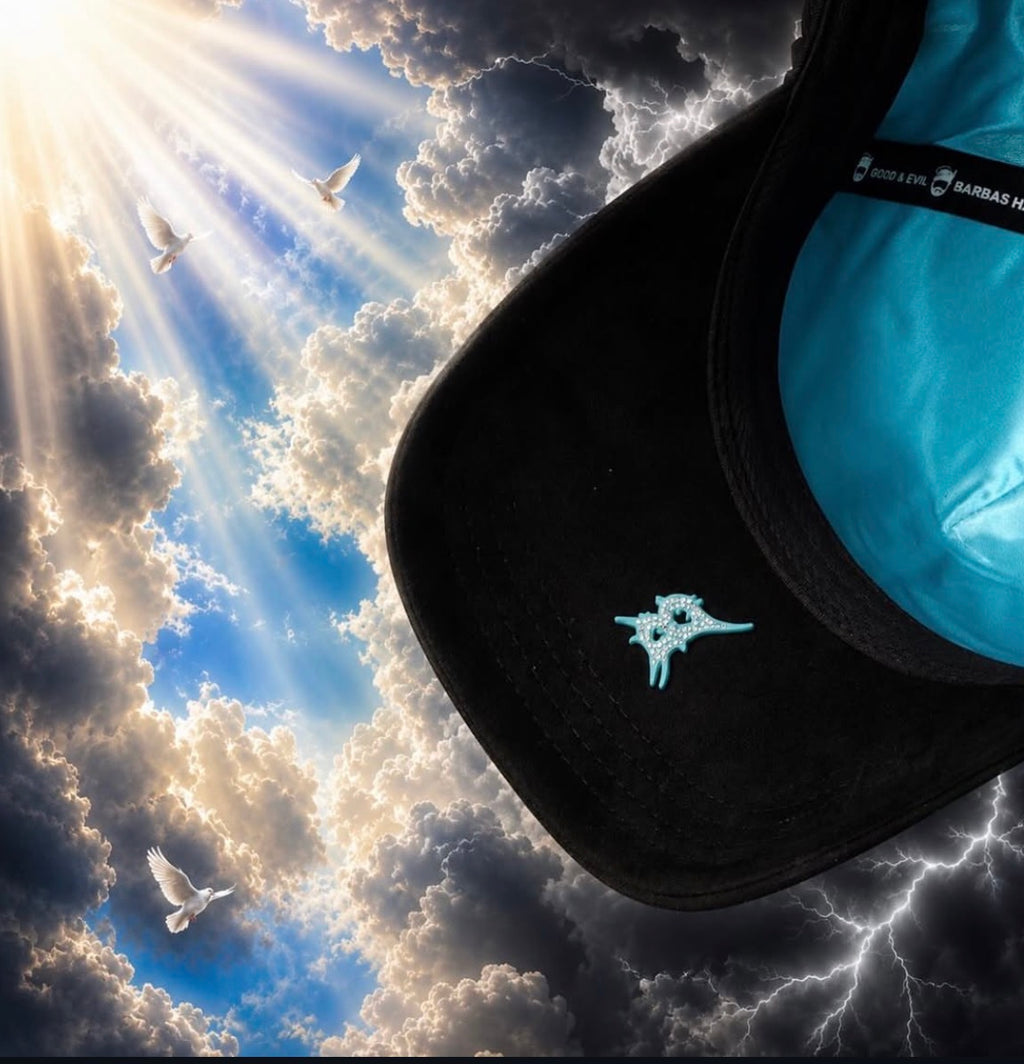 01) Barbas Hats modelo "Heaven"