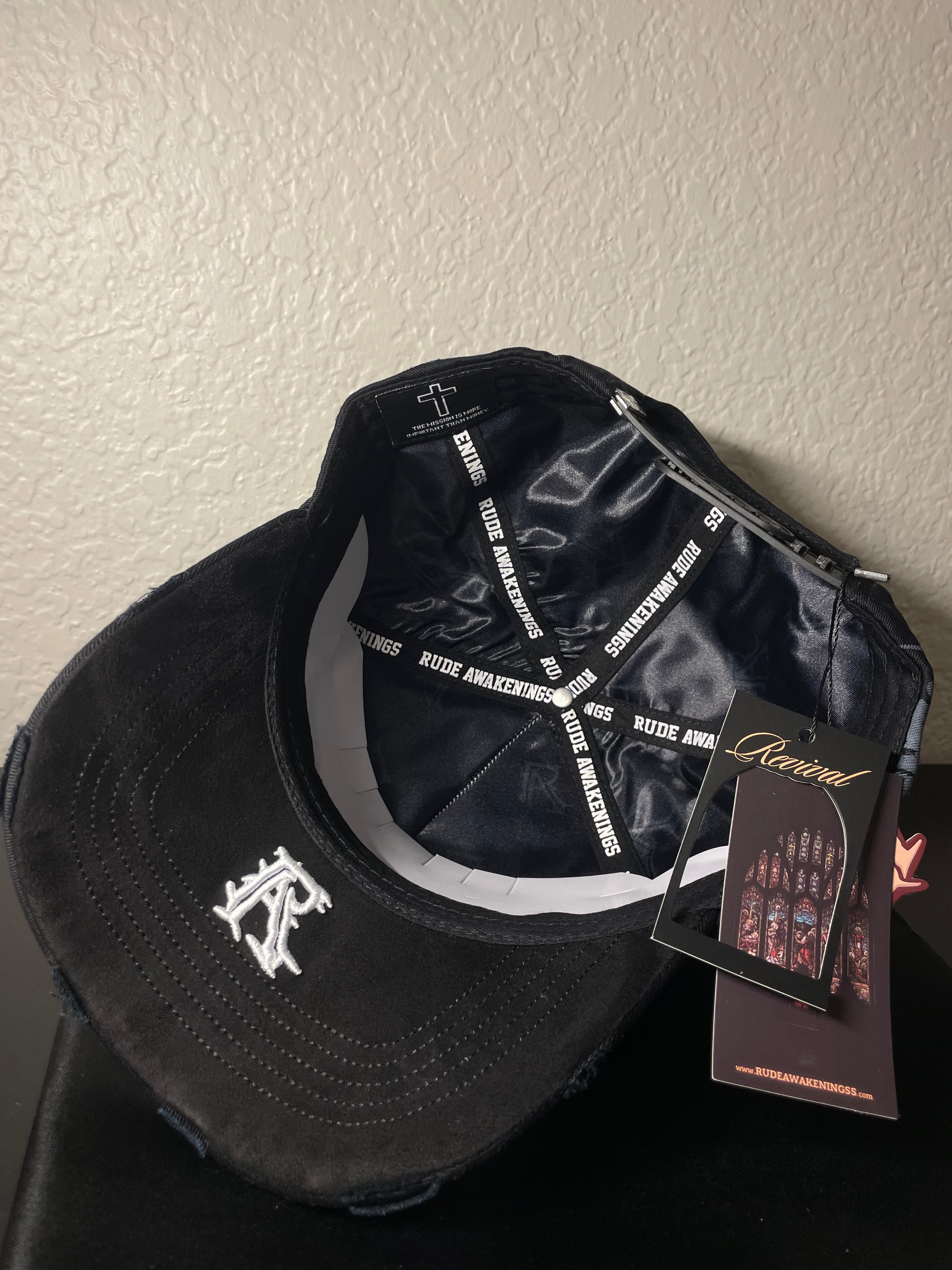 "Holy Ghost" de la marca Rude Awakenings.