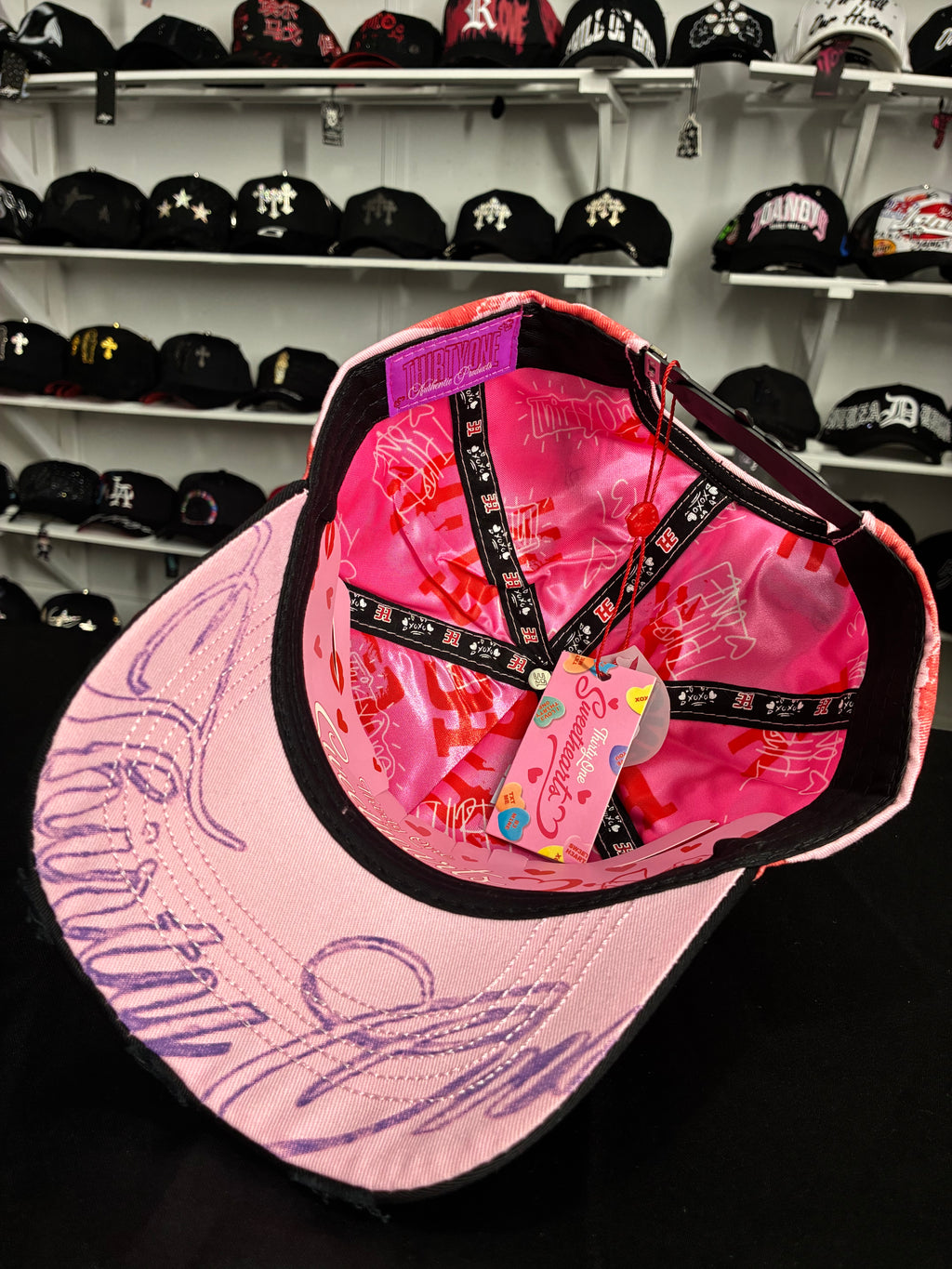 ThirtyOne Hats,modelo "LA XOXO"💋